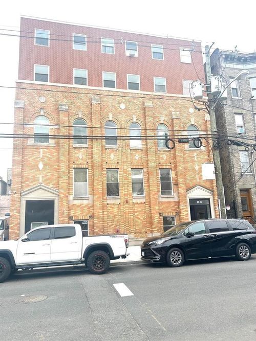 3d-22 Liberty Ave, Jersey City, NJ, 07306-5874 | Card Image
