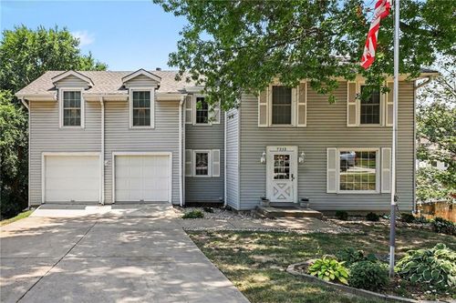 7213 N Bellefontaine Ave, Kansas City, MO, 64119-1469 | Card Image