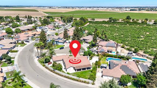 3077 Express Ct, Madera, CA, 93637-8640 | Card Image