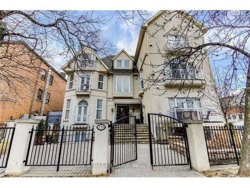 m10-539 Jarvis St, Toronto, ON, M4Y2H7 | Card Image