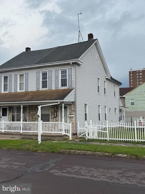 126 Walnut St, SUNBURY, PA, 17801-3034 | Card Image