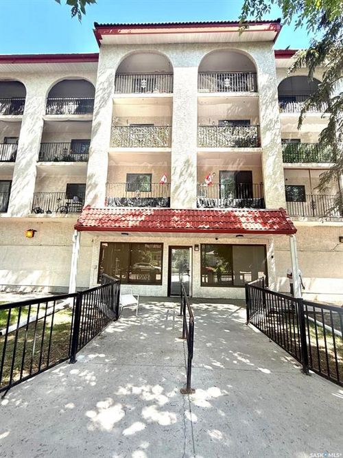 404-2125 Osler St, Regina, SK, S4P4G9 | Card Image