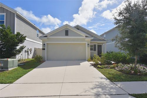 427 Cool Summer Ln, DAVENPORT, FL, 33837-8635 | Card Image