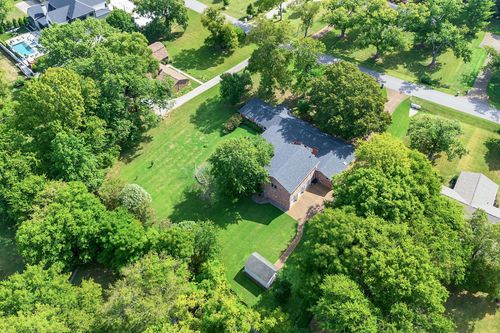 1315 Parker Pl, Brentwood, TN, 37027-7041 | Card Image