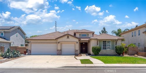 5722 Canoe Dr, Corona, CA, 92880 | Card Image