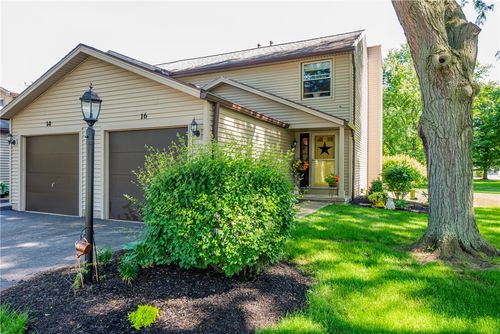 16 Devonshire Cir, Penfield, NY, 14526-2663 | Card Image
