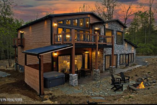 2233 Sawmill Cove Drive, Sevierville, TN, 37862 | Card Image