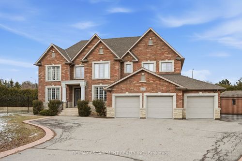 2489 Olinda Crt, Mississauga, ON, L5C4P5 | Card Image