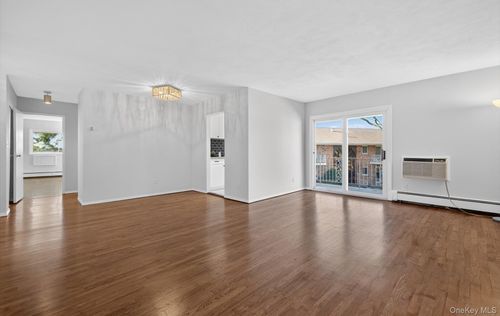 apt-6j-1 Toms Point Ln, Port Washington, NY, 11050-2114 | Card Image