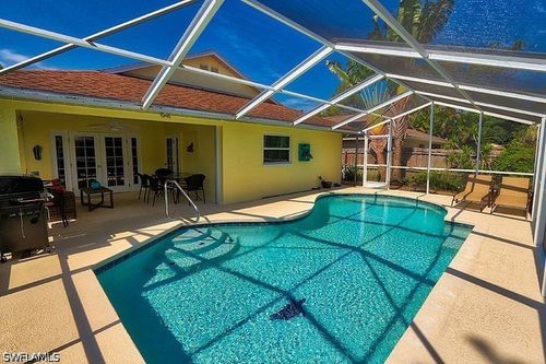 793 97th Ave N, Naples, FL, 34108-2282 | Card Image