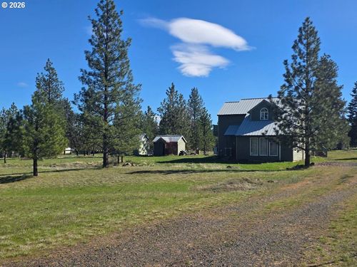 271 S Fairway Rd, Tygh Valley, OR, 97063-9752 | Card Image