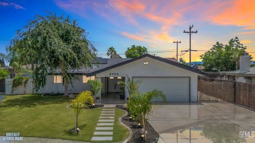 2704 Daken St, Bakersfield, CA, 93309-5905 | Card Image