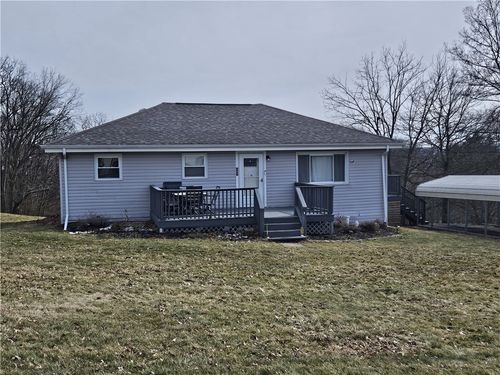 302 Wylie Ave, Houston, PA, 15342-1636 | Card Image