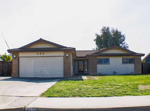 685 Wood Lane, Lemoore, CA, 93245 | Card Image