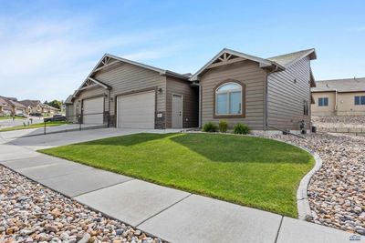 230 Enchantment Rd, Townhouse with 3 bedrooms, 2 bathrooms and null parking in RAPID CITY SD | Image 2