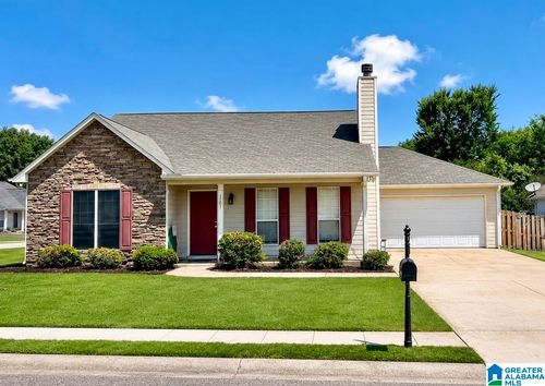 7701 Wyndham Cir, Helena, AL, 35080-3359 | Card Image