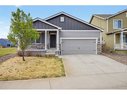 47386 Lily Ave, Bennett, CO, 80102-8627 | Card Image