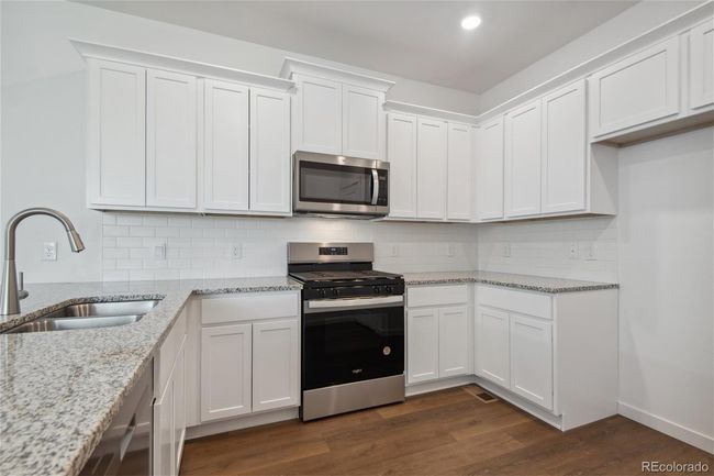 681 N Tempe St, House other with 3 bedrooms, 3 bathrooms and 2 parking in Aurora CO | Image 7