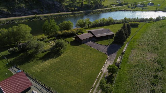 View of subject property featuring a large body of water | Image 6