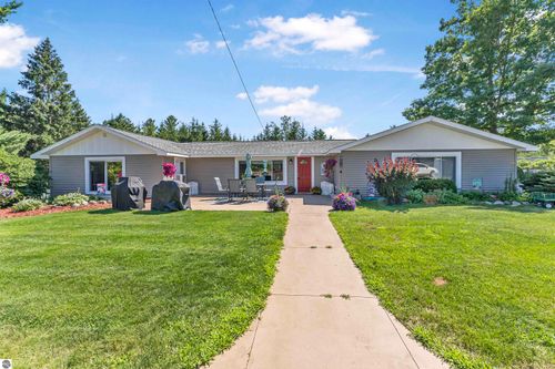 78 13 Mile Rd, Marion, MI, 49665-8373 | Card Image