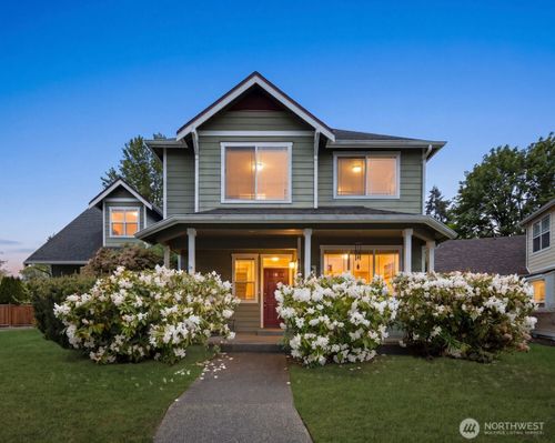 1424 Latham Ct, Dupont, WA, 98327-9705 | Card Image