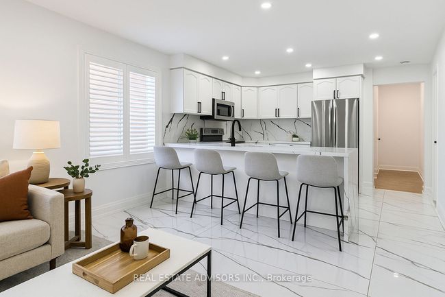 74 Pinebrook Cir, House other with 5 bedrooms, 2 bathrooms and 4 parking in Caledon ON | Image 14