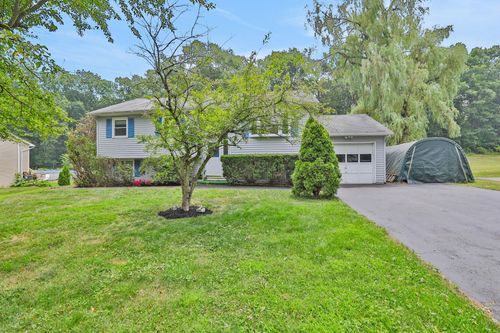 187 Riverview Dr, Fishkill, NY, 12524-1408 | Card Image