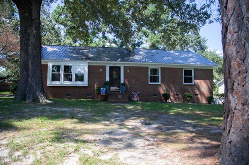 1611 Summit Dr, Rockingham, NC, 28379-3960 | Card Image
