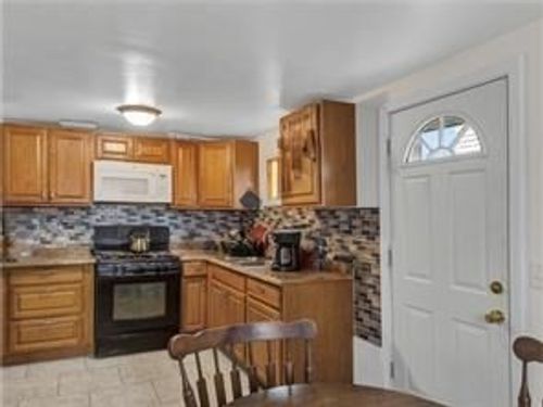 12 Rangeley Ave, Providence, RI, 02908-5225 | Card Image