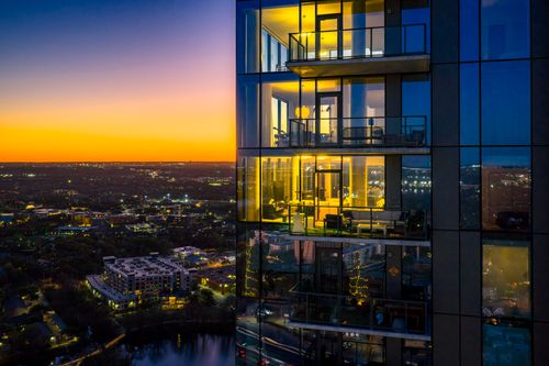 2610-44 East Ave, Austin, TX, 78701 | Card Image