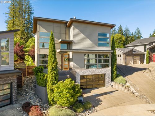 145 N 45th Cir, Camas, WA, 98607-8912 | Card Image