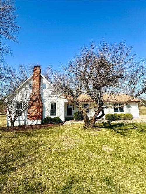 15822 Evelyn Ln, Kearney, MO, 64060-9240 | Card Image