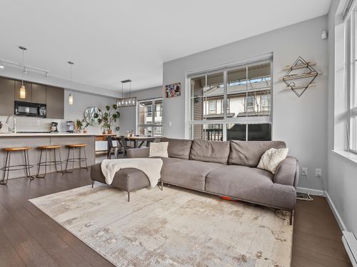 25-19505 68a Ave, Surrey, BC, V4N6K3 | Card Image