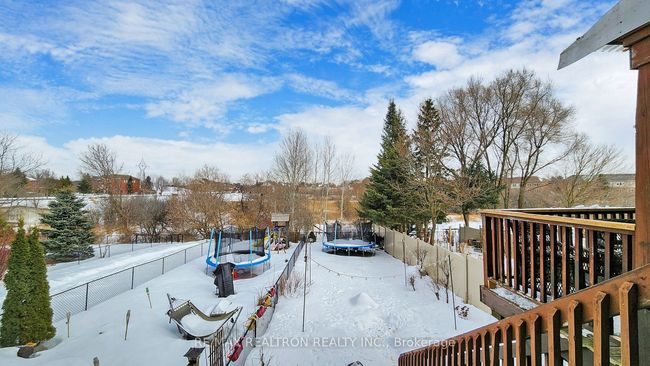 25 October Lane, House attached with 4 bedrooms, 4 bathrooms and 3 parking in Aurora ON | Image 37