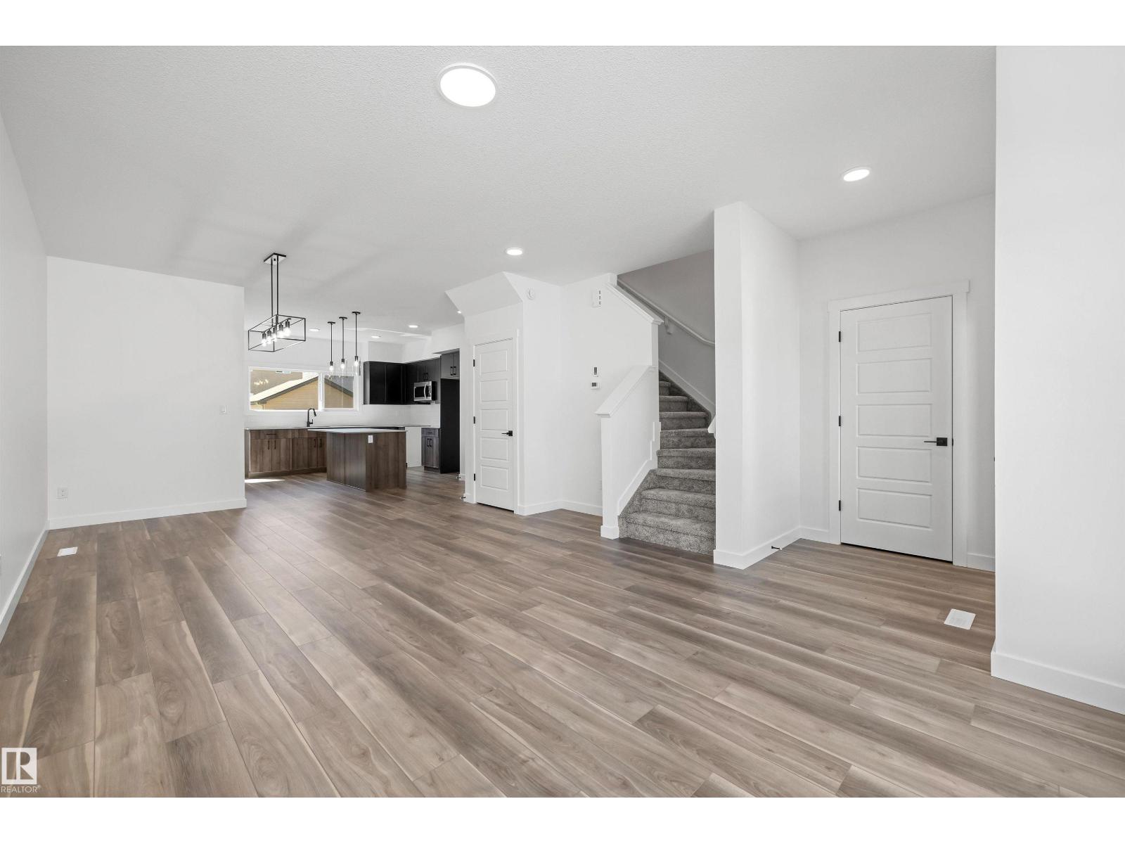 Residential in Edmonton 4