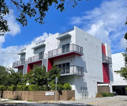 3-1813 Madison St, Hollywood, FL, 33020-5580 | Card Image