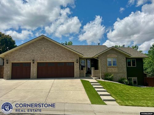 1310 Hornchurch Ave, Casper, WY, 82609-4404 | Card Image