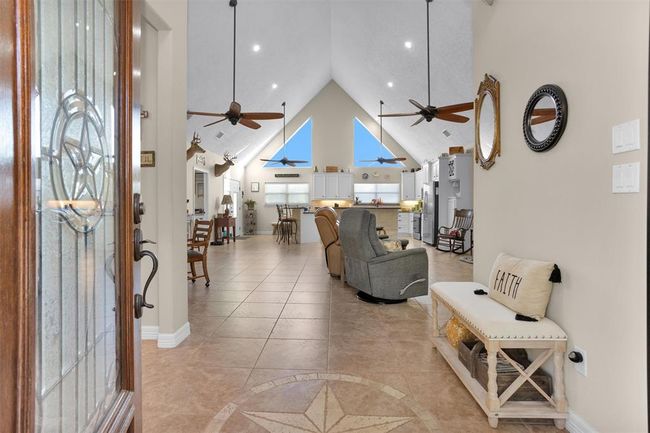 11426 Willis Waukegan Rd, House other with 3 bedrooms, 2 bathrooms and 4 parking in Conroe TX | Image 5