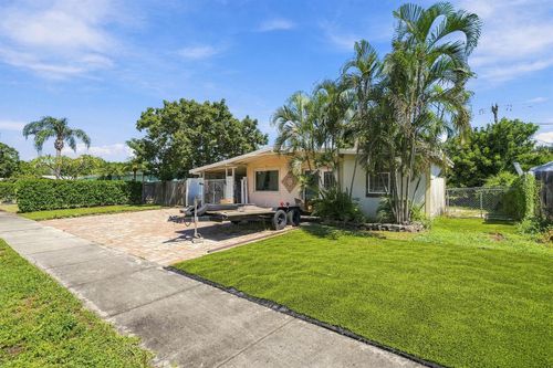 4320 Ne 18th Ave, Pompano Beach, FL, 33064-5917 | Card Image