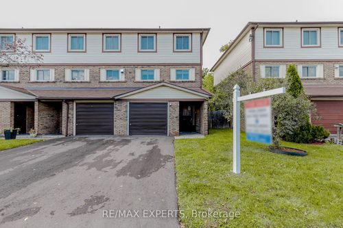 9-34 Bow Valley Dr, Hamilton, ON, L8E3L4 | Card Image