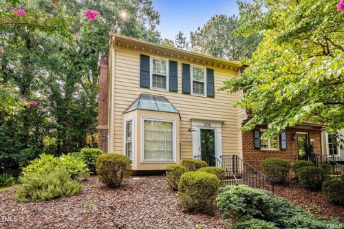 1316 Dylan Heath Ct, Raleigh, NC, 27608-2049 | Card Image