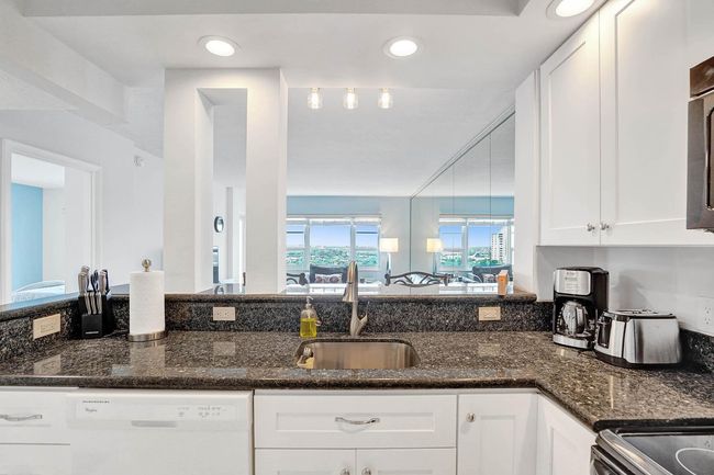 APT-11E - 6000 N Ocean Blvd, Condo with 1 bedrooms, 2 bathrooms and null parking in Lauderdale By The Sea FL | Image 24