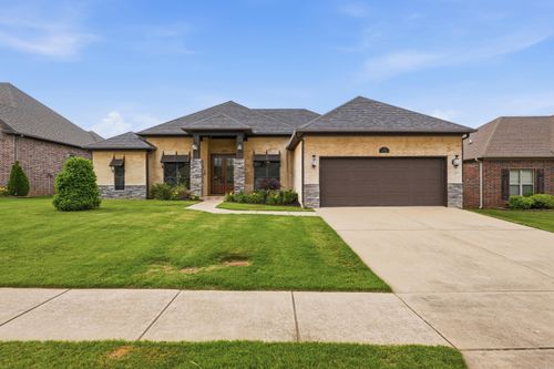 5360 Trinity Crossing Dr, Conway, AR, 72034-7821 | Card Image