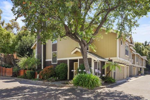 582 Valeri Ruth Ct, Santa Clara, CA, 95050-5578 | Card Image
