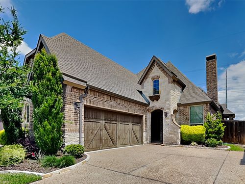729 Royal Minister Blvd, Lewisville, TX, 75056-6390 | Card Image
