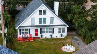 View of front of property featuring a front yard | Image 3