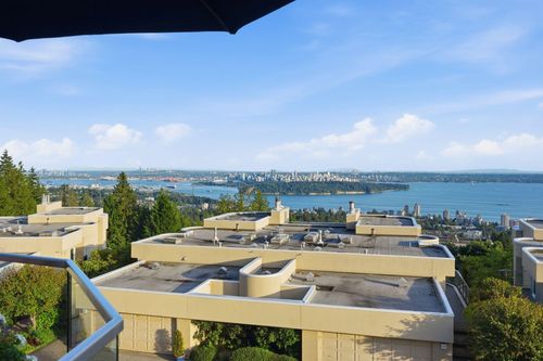 2343 Folkestone Way, West Vancouver, BC, V7S3C9 | Card Image