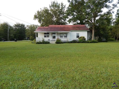 46 E Calhoun St, Reynolds, GA, 31076-3234 | Card Image