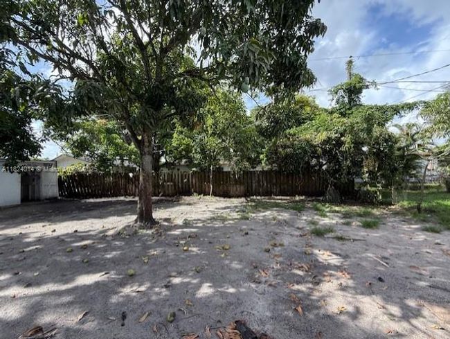 4910 Nw 18 Th St, House other with 3 bedrooms, 2 bathrooms and null parking in Lauderhill FL | Image 22
