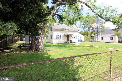 7477 Market St, WILLARDS, MD, 21874-1232 | Card Image